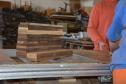 Apenados transformam madeira apreendida em piso para o Corpo de Bombeiros