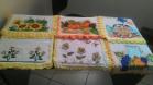 Presas de Wenceslau Braz confeccionam tapetes e panos de prato para ajudar crianças com deficiência