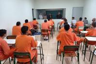 8,4 mil detentos participam do Encceja nas unidades prisionais do Paraná