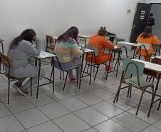 Apenadas da Cadeia Feminina de Goioerê realizam vestibular na Universidade Estadual de Maringá