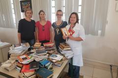 Faculdade de Pinhais doa livros ao Complexo Penitenciário de Piraquara
